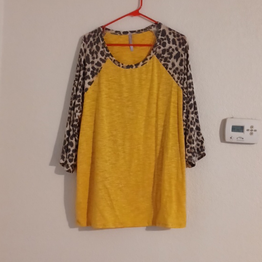 Mustard and Leopard Top